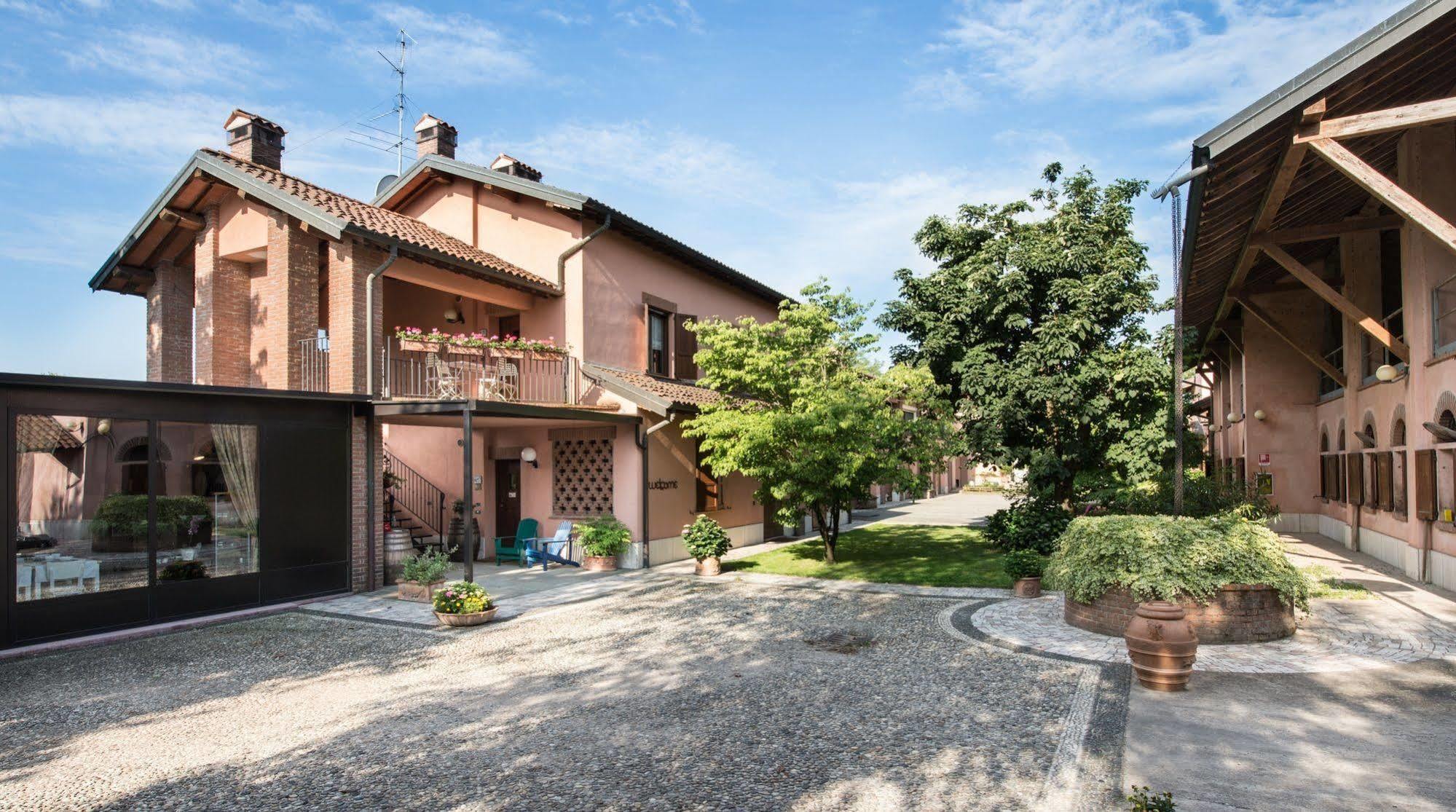 San Giacomo Horses & Agriturismo Arluno Екстериор снимка