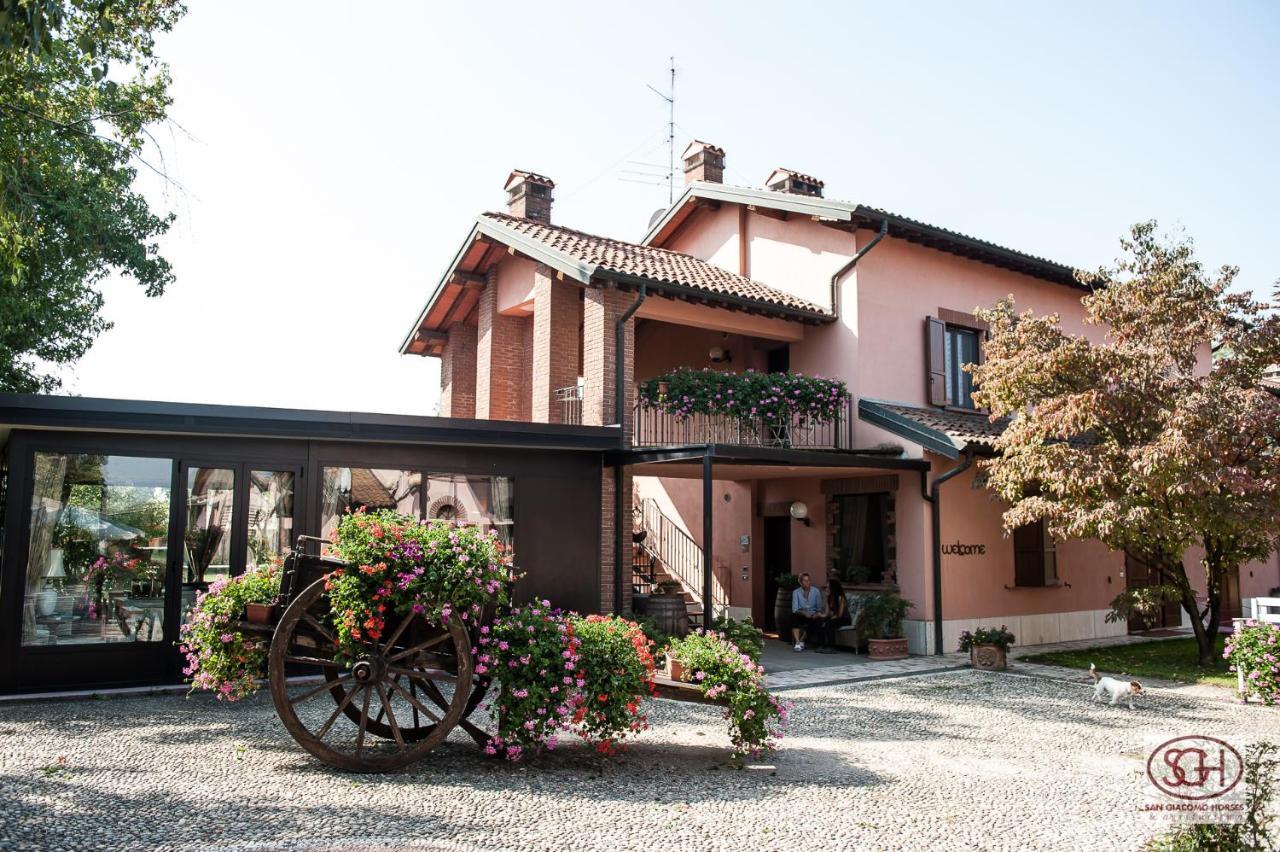 San Giacomo Horses & Agriturismo Arluno Екстериор снимка